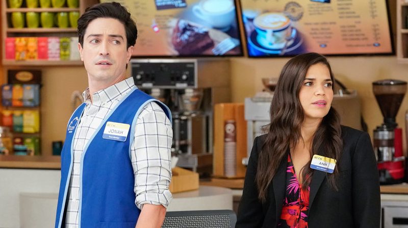 Ben Feldman, America Ferrera, "Superstore" ( Photo: NBC).