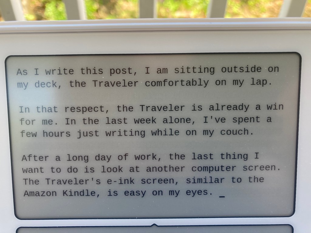 The front screen of the Freewrite Traveler. 